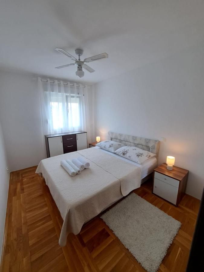 Apartman Dujma สปลิท ภายนอก รูปภาพ